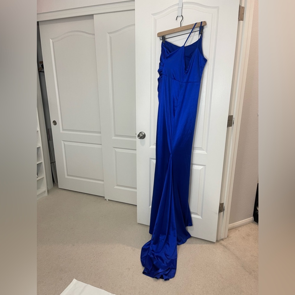SHEIN Love and Lemonade One Shoulder Formal Dress - Picture 5 of 10